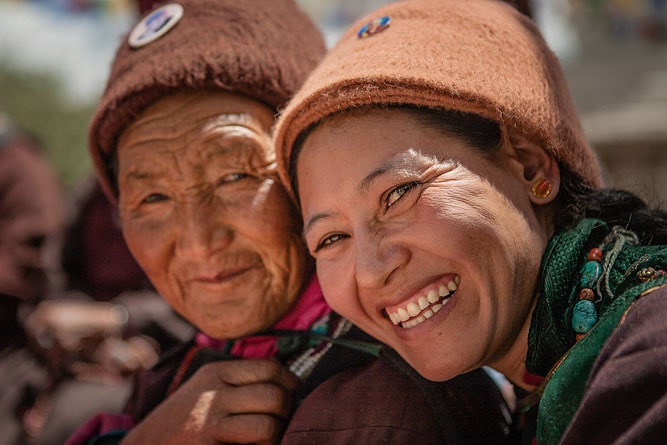 Gha-ram Tibi et Ser-po Tibi, chapeau traditionnel du Zanskar
